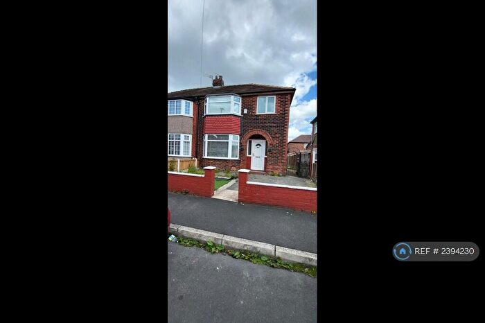 3 Bedroom Semi-Detached House To Rent In Bakewell Road, Manchester, M43