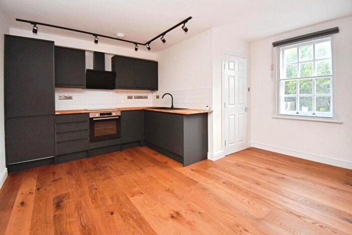 1 Bedroom Apartment For Sale In Funtley Hill, Fareham, Hampshire, PO16