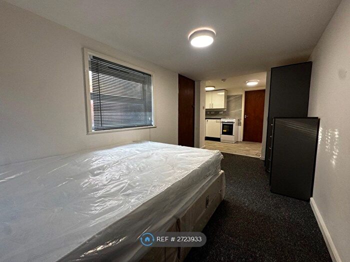 Studio To Rent In Bevois Valley Road, Southampton, SO14