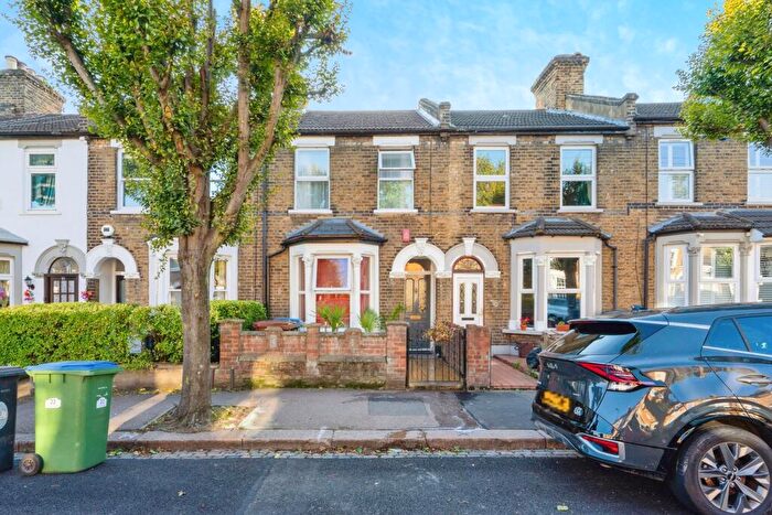 3 Bedroom Terraced House To Rent In Cheneys Road, Leyton, E11
