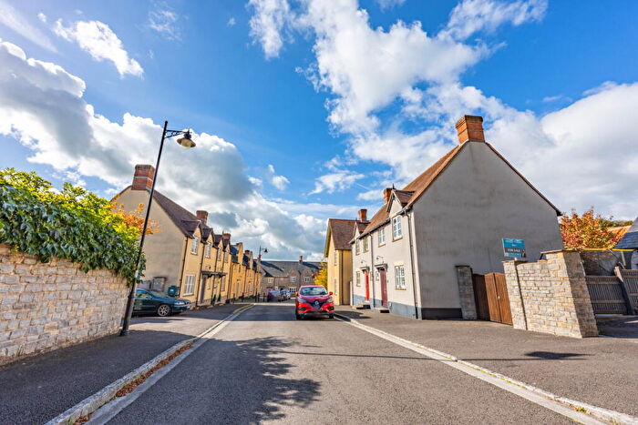 3 Bedroom Semi-Detached House For Sale In Blackberry Way, Midsomer Norton, Radstock, BA3