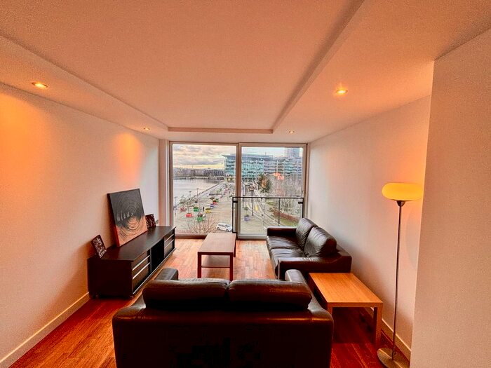 2 Bedroom Flat To Rent In The Quays, Salford, M50