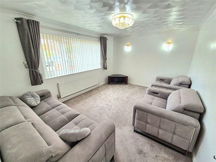 3 Bedroom Bungalow To Rent In Rose Hill Avenue, Blackburn, Lancashire, BB1