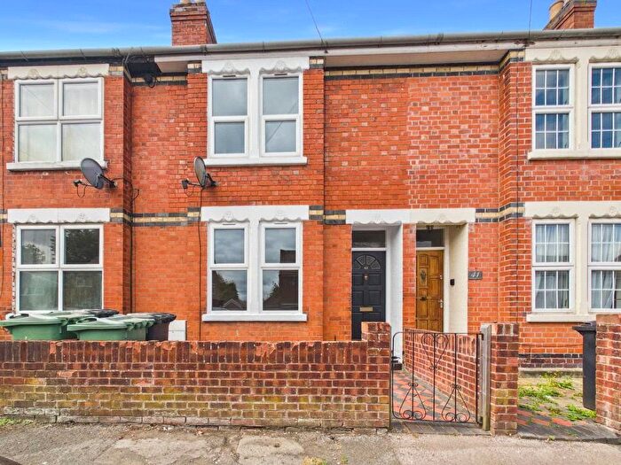 3 Bedroom Terraced House For Sale In Tarrington Road, Gloucester, GL1