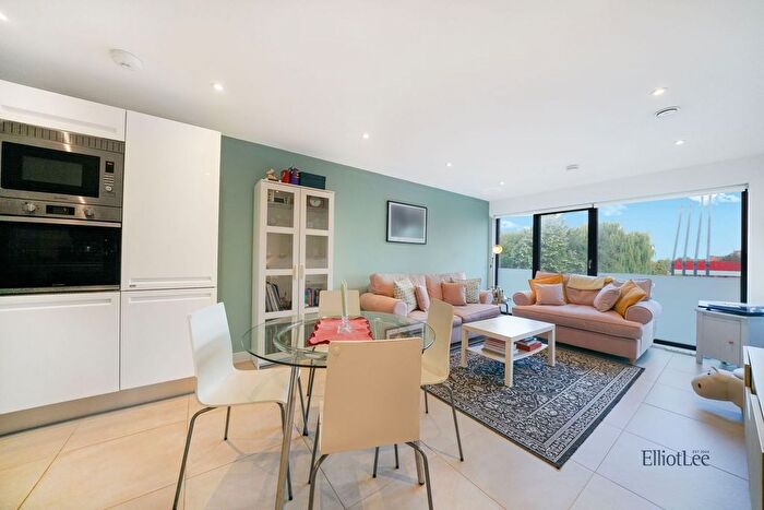 1 Bedroom Flat For Sale In Alexandra Avenue, Emporium Court, HA2