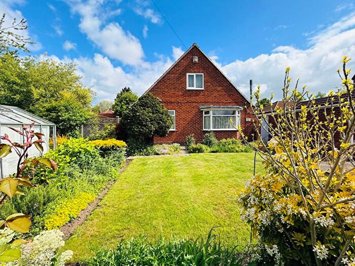 2 Bedroom Detached Bungalow For Sale In Cranbrook Road, Acomb, York, YO26
