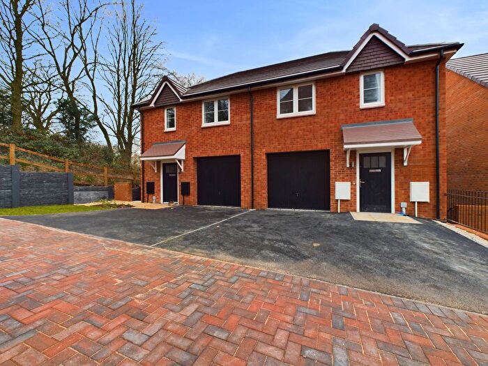 3 Bedroom Semi-Detached House For Sale In The Willow, High Oakham Ridge, Mansfield, NG18