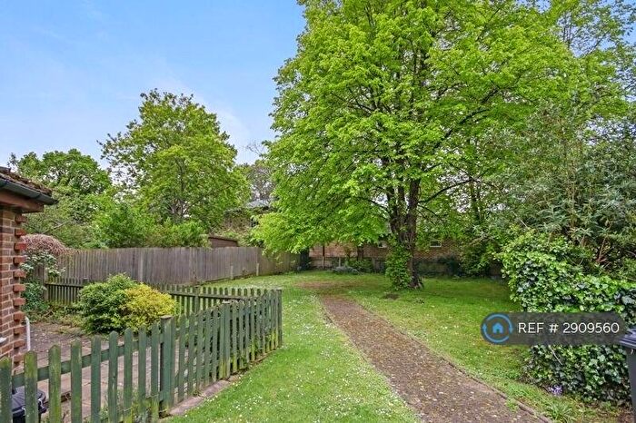 2 Bedroom Flat To Rent In Canning Road, Croydon, CR0