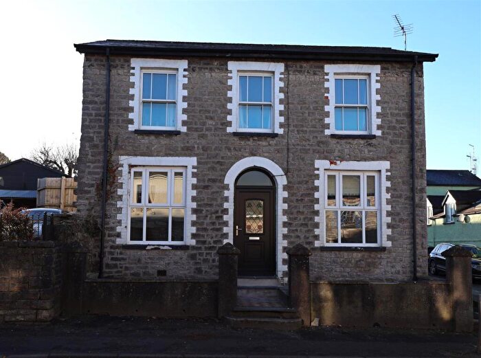 2 Bedroom Flat To Rent In Eastgate, Cowbridge, CF71