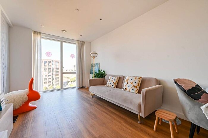 1 Bedroom Flat For Sale In Cavendish Square, , Gallions Reach, London, E16