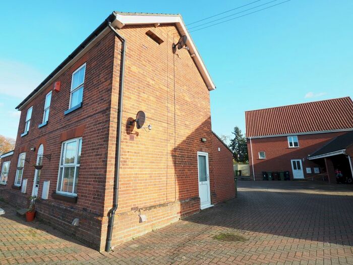 1 Bedroom Flat To Rent In Royson Place, Swardeston, Norwich, NR14