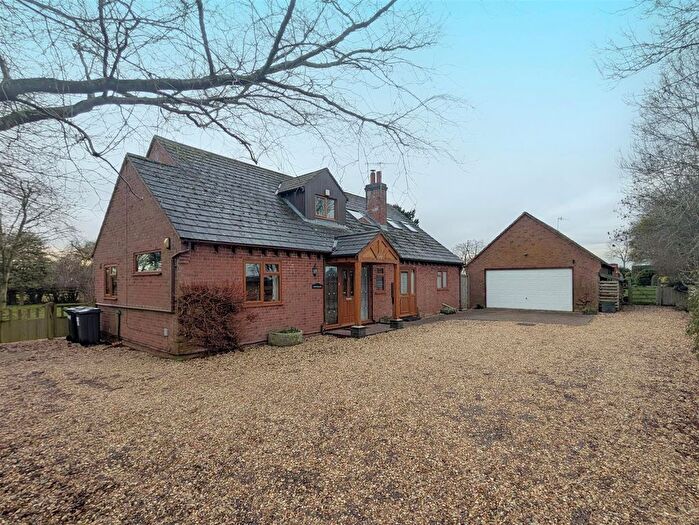 4 Bedroom Detached House For Sale In Naunton Village, Upton Upon Severn, WR8