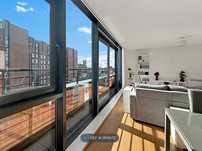 2 Bedroom Flat To Rent In Central Gardens, Liverpool, L1