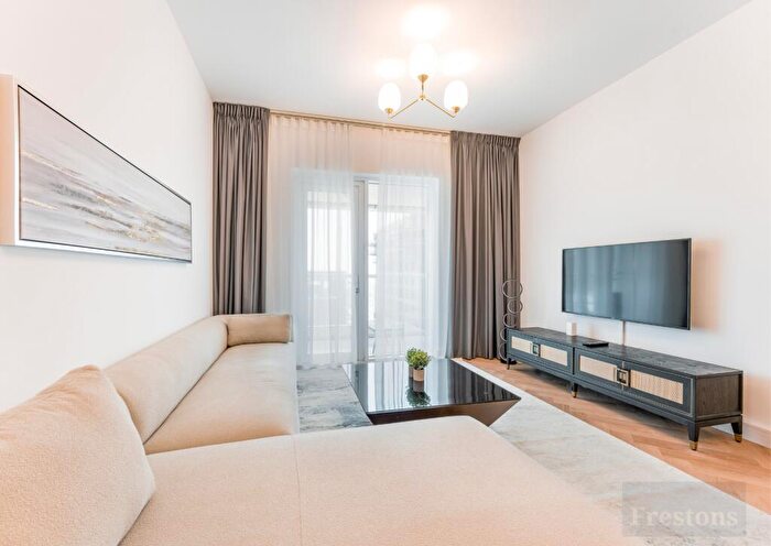 2 Bedroom Apartment To Rent In Eden Place, London, E16