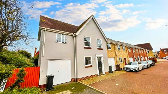 3 Bedroom Property For Sale In Capstan Place, Colchester, CO4
