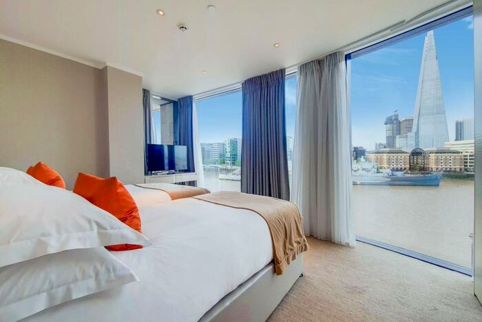 2 Bedroom Flat To Rent In Lower Thames Street, City, London, EC3R
