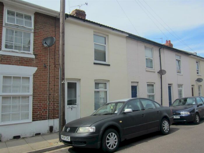 3 Bedroom Private Hall To Rent In Boulton Road, Southsea, Hants, PO5