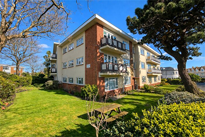 2 Bedroom Flat For Sale In Southbourne, BH6