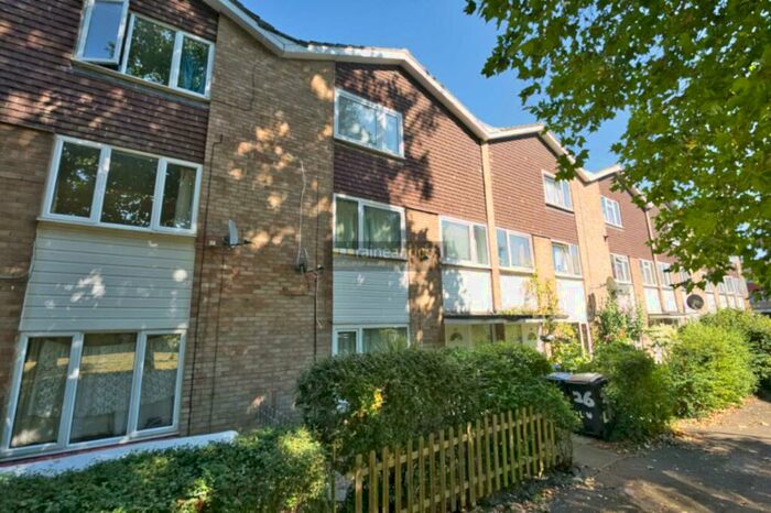 4 Bedroom Terraced House To Rent In Link Walk, Hatfield, AL10