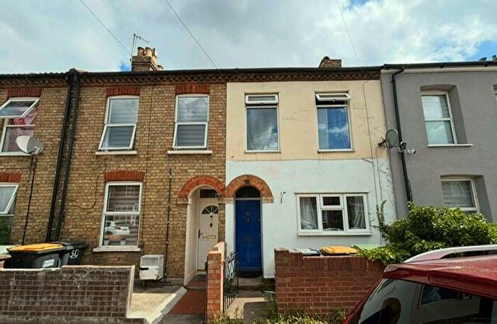 3 Bedroom House To Rent In Kempston, MK42