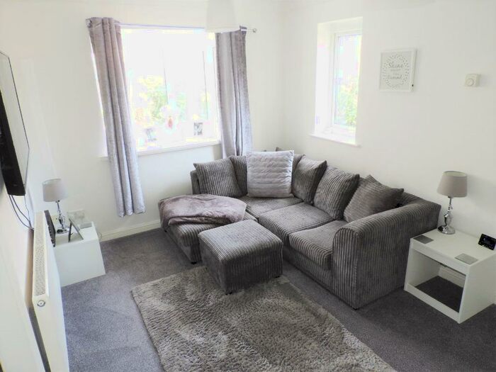 1 Bedroom Semi-Detached House To Rent In Devoil Close, Burpham, Guildford, GU4