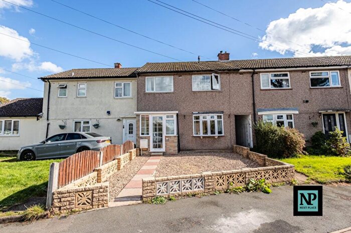 3 Bedroom Terraced House For Sale In Burns Road, Tamworth, B79