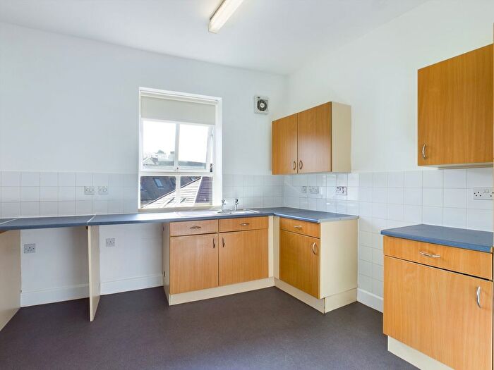 1 Bedroom Flat To Rent In Kendrick House, Kendrick Lane, Stroud, GL5