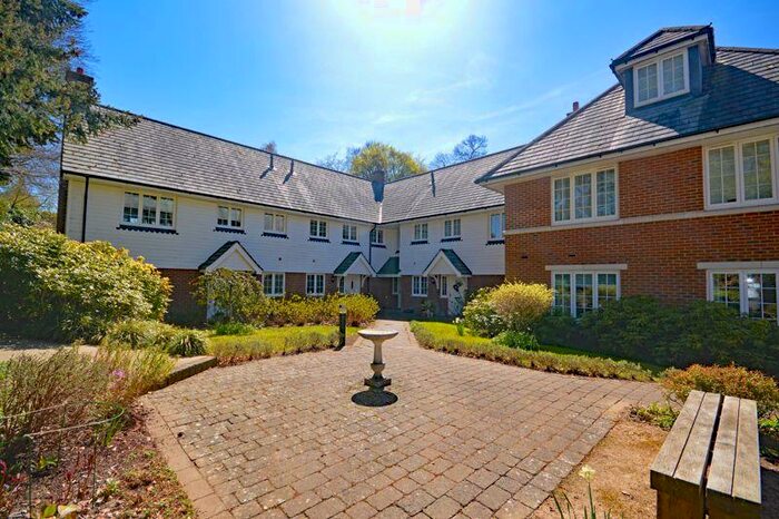 2 Bedroom Terraced House To Rent In Wood Road, Hindhead, GU26