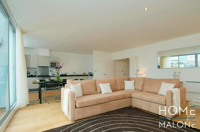 2 Bedroom Flat To Rent In The Foundry, Dereham Place, EC2A