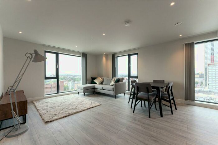 2 Bedroom Apartment To Rent In St Martins Place, Broad Street, Birmingham, West Midlands, B15