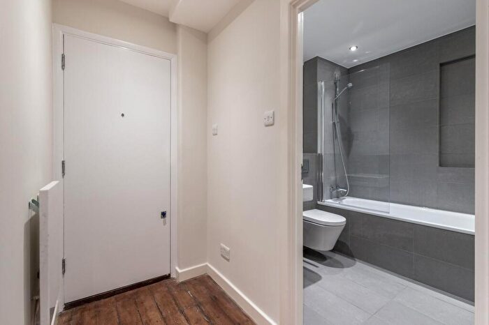 1 Bedroom Flat To Rent In A Brent House Brenthouse Road, E9