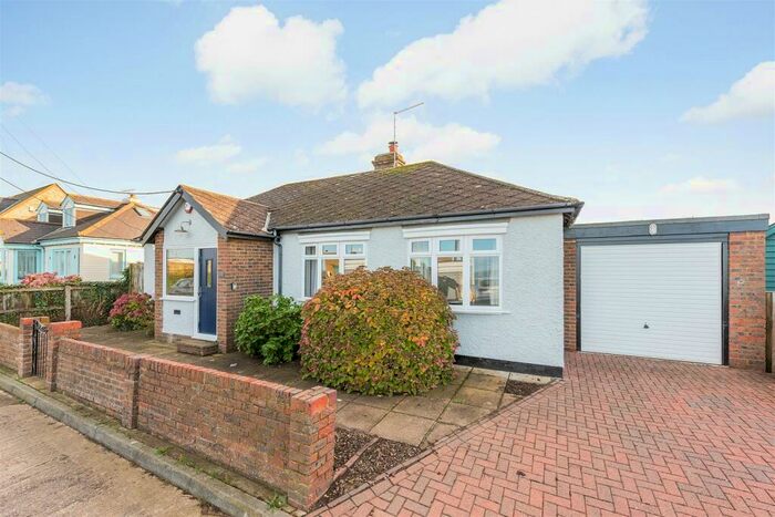 2 Bedroom Detached Bungalow To Rent In Admiralty Walk, Whitstable, CT5