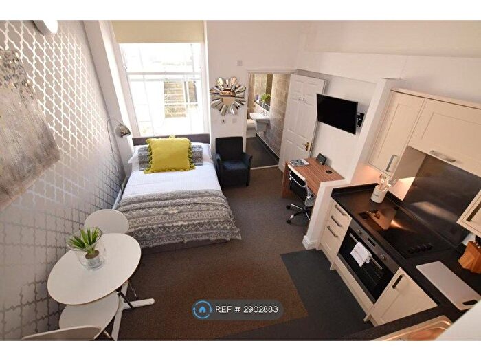 Studio To Rent In Berkeley Square, Bristol, BS8
