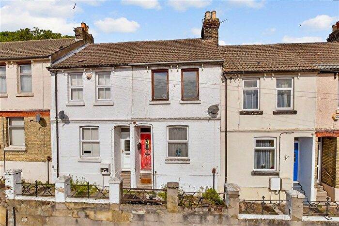 2 Bedroom Terraced House For Sale In Mount Road, Chatham, Kent, ME4