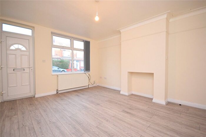 2 Bedroom Terraced House To Rent In Woodlea Mount, Beeston, Leeds, LS11