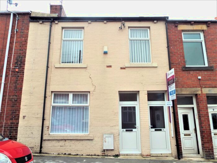 1 Bedroom Flat To Rent In Palmer Street, Stanley DH9