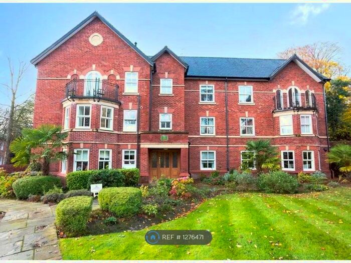 2 Bedroom Flat To Rent In Heaton, Bolton BL1