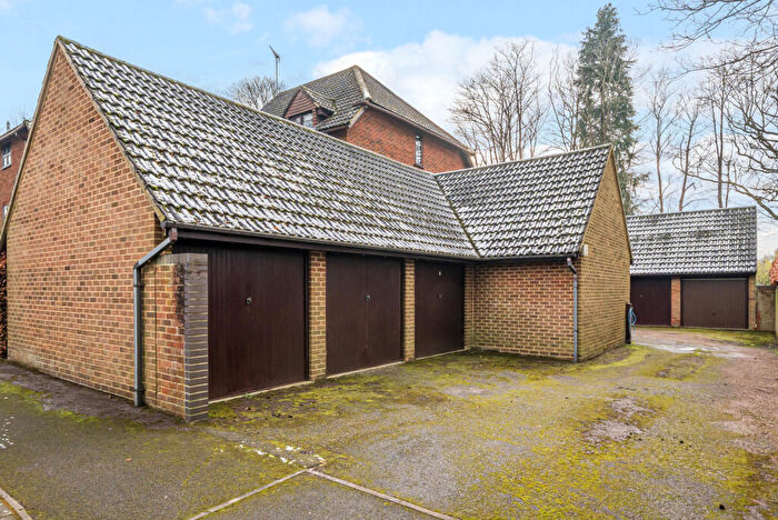 2 Bedroom Apartment For Sale In Westdene, Summerhouse Road, Godalming, GU7