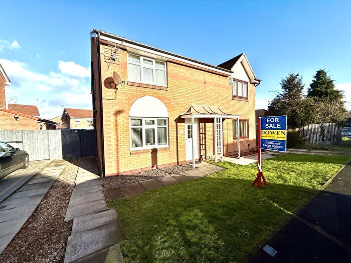 3 Bedroom Semi Detached House For Sale In Stonethwaite Close, Bakers Mead, TS24