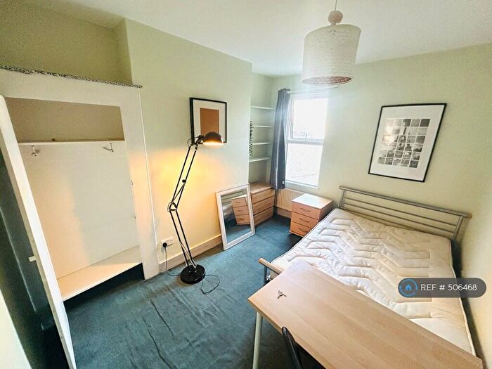 7 Bedroom Terraced House To Rent In Alloa Road, London, SE8
