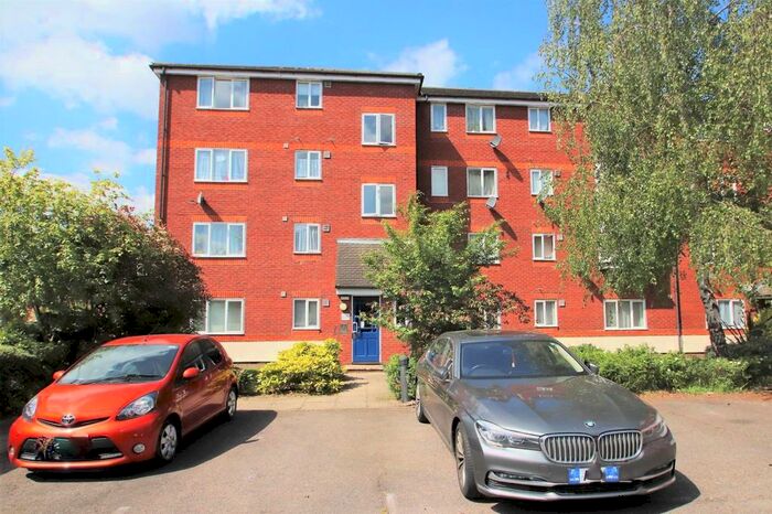 1 Bedroom Flat To Rent In Harlinger Street, Woolwich, SE18