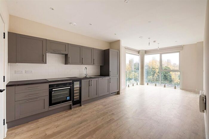 1 Bedroom Flat To Rent In Bridle House, Stables Yard, London, E3