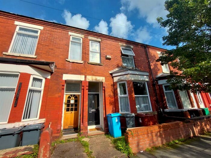 3 Bedroom House To Rent In Fir Grove, Levenshulme Manchester, M19