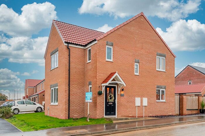 3 Bedroom Detached House For Sale In Bracken Way, Selby, YO8