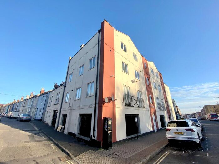 1 Bedroom Apartment To Rent In Bedminster, North Street, BS3