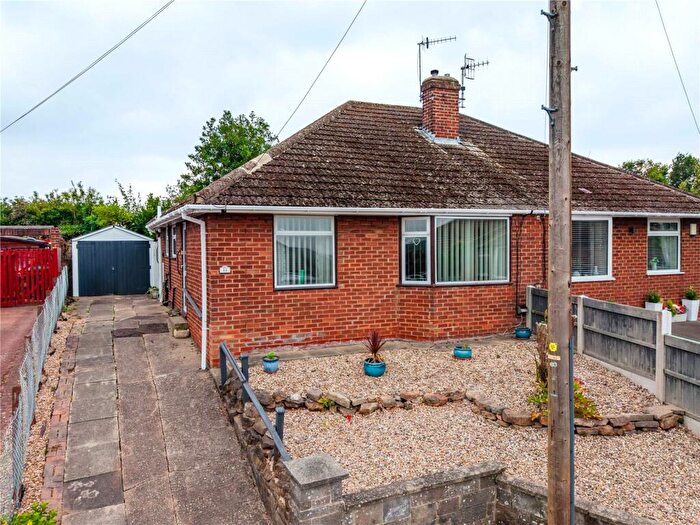 2 Bedroom Bungalow For Sale In Saunby Close, Arnold, Nottingham, Nottinghamshire, NG5