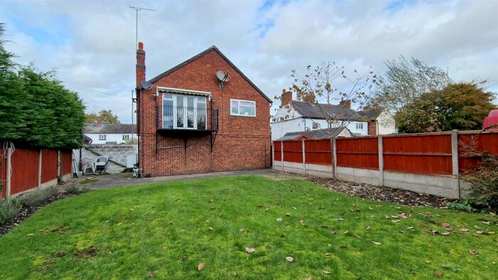 3 Bedroom Flat To Rent In Main Street, Hilton, Derby, DE65
