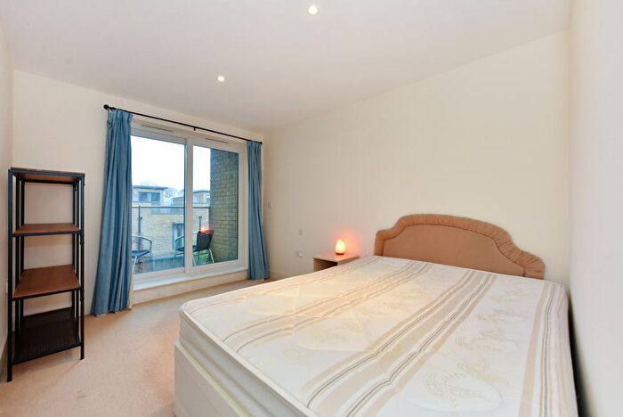 2 Bedroom Flat To Rent In Bromyard Avenue, London, W3