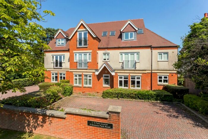 2 Bedroom Apartment To Rent In Queens Park Road Caterham, CR3