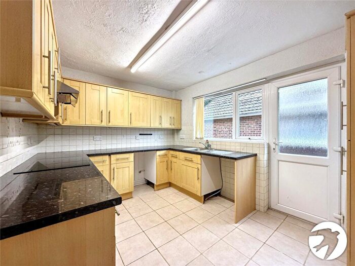3 Bedroom Bungalow For Sale In Andrews Walk, Sittingbourne, Kent, ME10